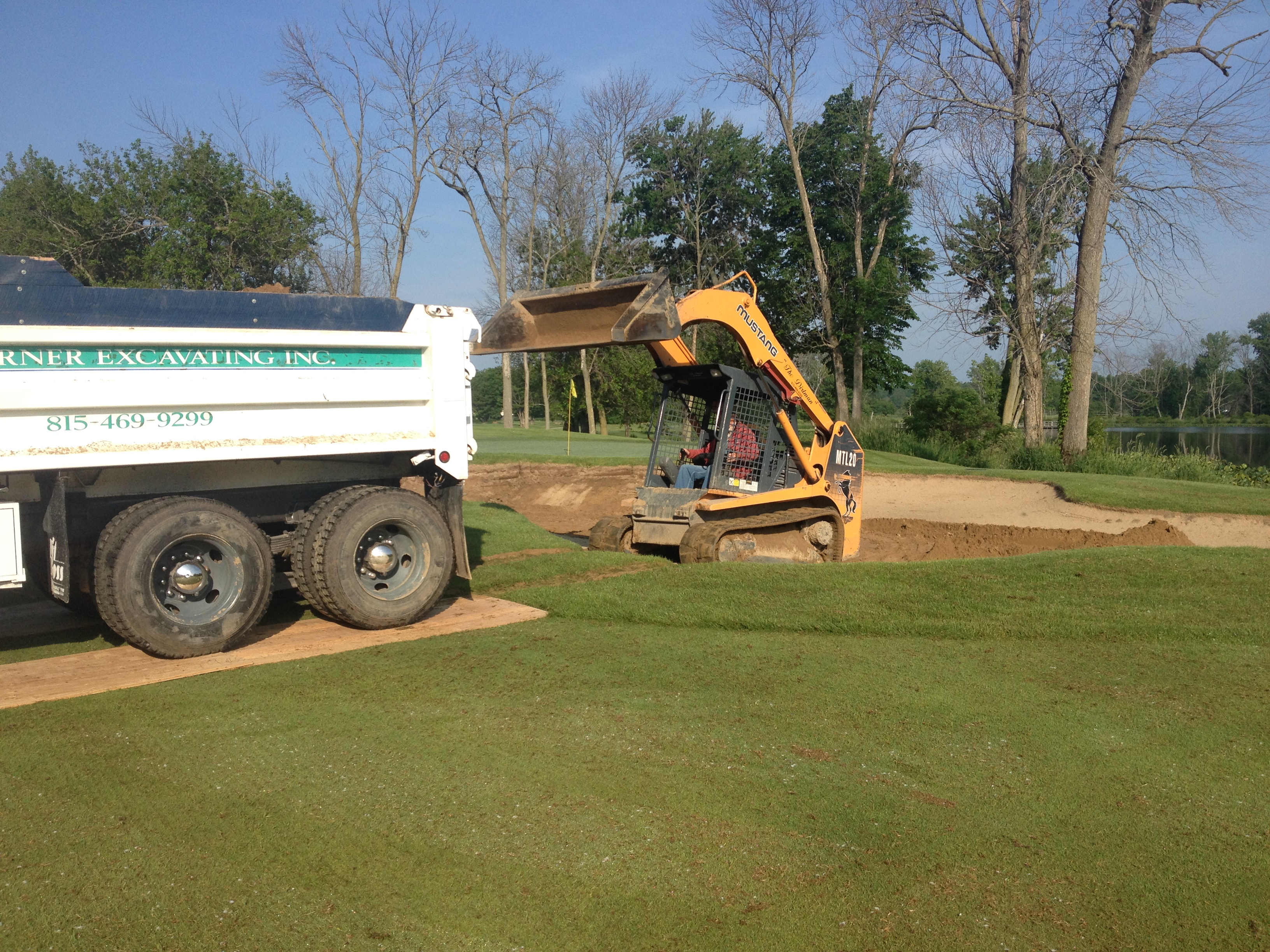 Golf course sand bunkers